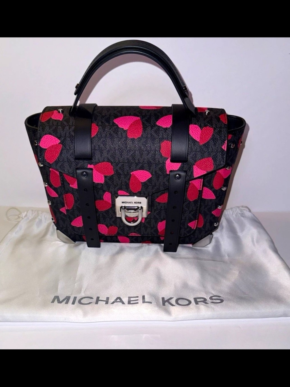 Michael Kors 🦋 Butterflies 🦋 Black Satchel Crossbody